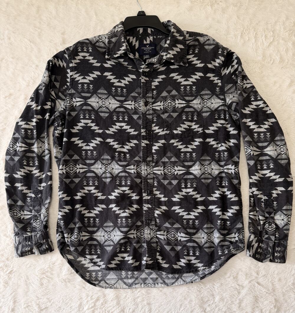 American Eagle Mens L Aztec Southwestern Flannel Shirt Black Grey Long Sleeve